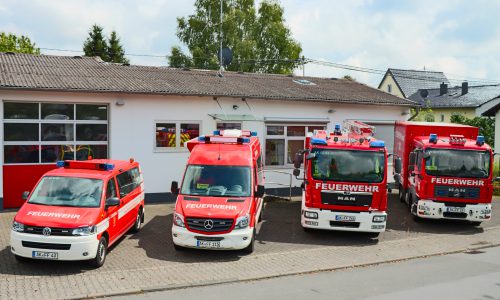 Fahrzeuge front