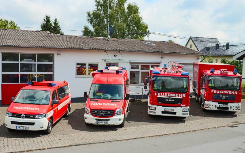 Fahrzeuge front